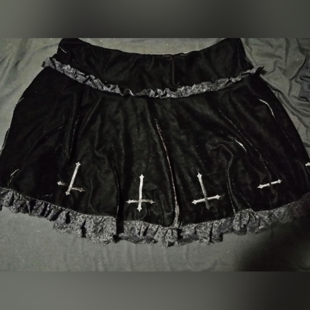 Killstar Velvet Lace Trim Skirt